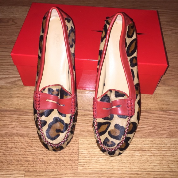 JOE FRESH Calfhair Animal Print & Red Loafers Sz.8 - Picture 2 of 6
